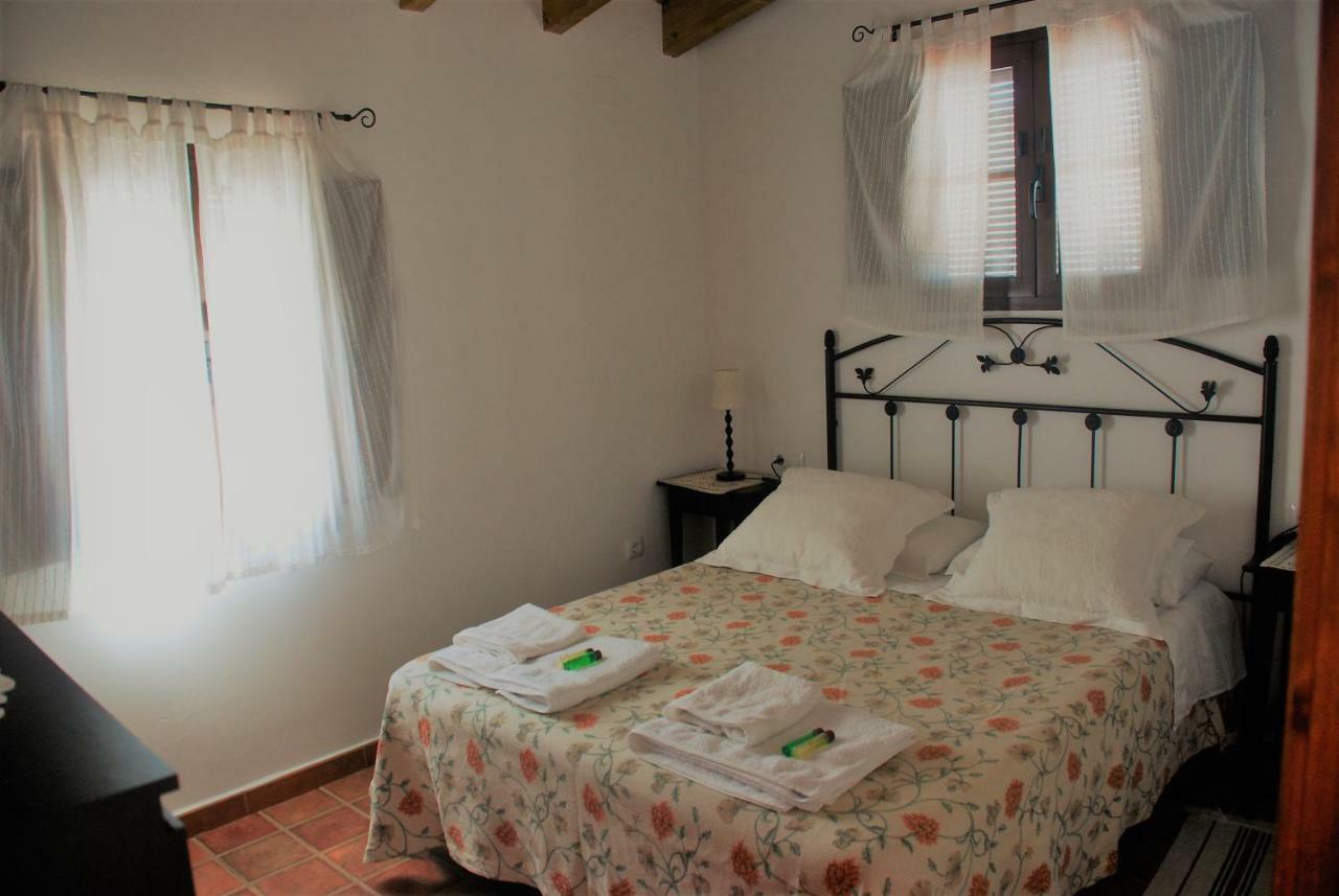 Casa Rural La Torre Almonaster la Real Eksteriør billede